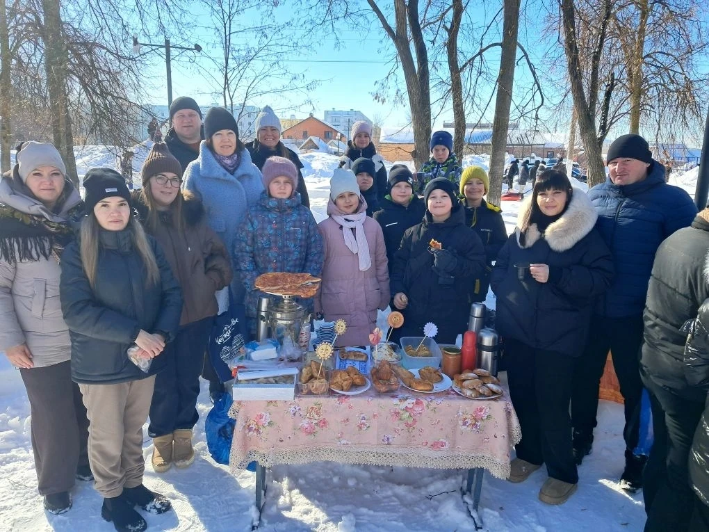 🥞 Гуляй, народ, Масленица у ворот! Школьная ярмарка в Чемодановке!  В МАОУ СОШ имени С.Е. Кузнецова 