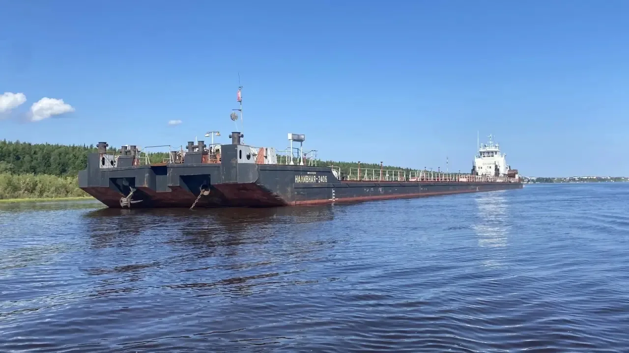 Централизованный завоз топлива на Ямале выполнен почти на 80%.