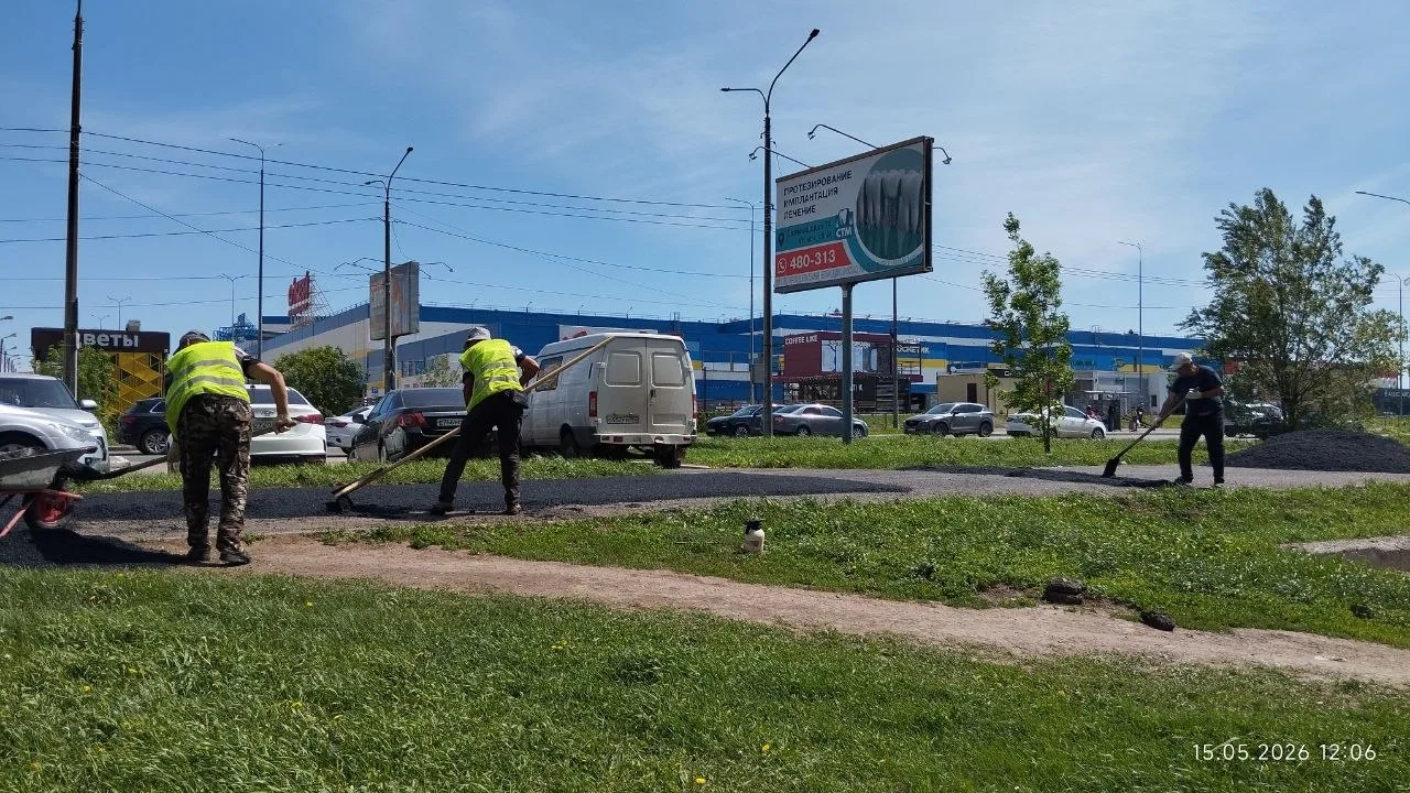 Особенности ремонта тротуара на Салмышской!  Ремонт , который должен был сегодня закончиться, началс