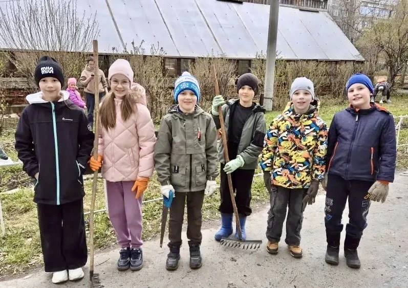 1 Мая — День Весны и Труда! 🌷  В преддверии этого замечательного весеннего праздника в нашей школе ц