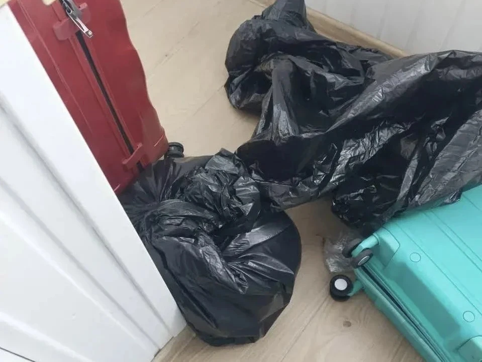 🤯 Фрагменты человеческого тела в пакетах обнаружили на балконе дома на Жулебинском бул...