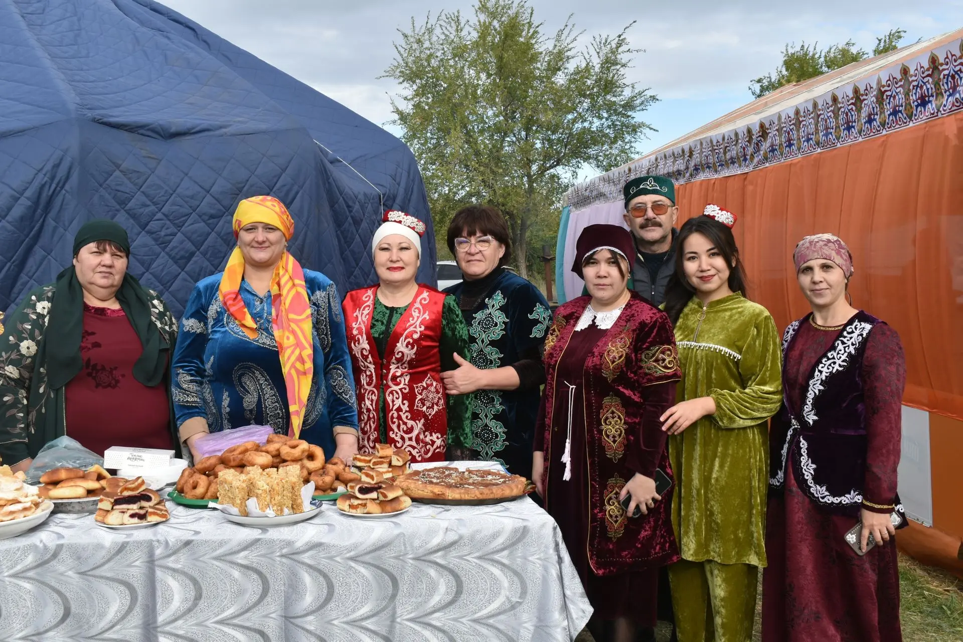 апоминающиеся номера.