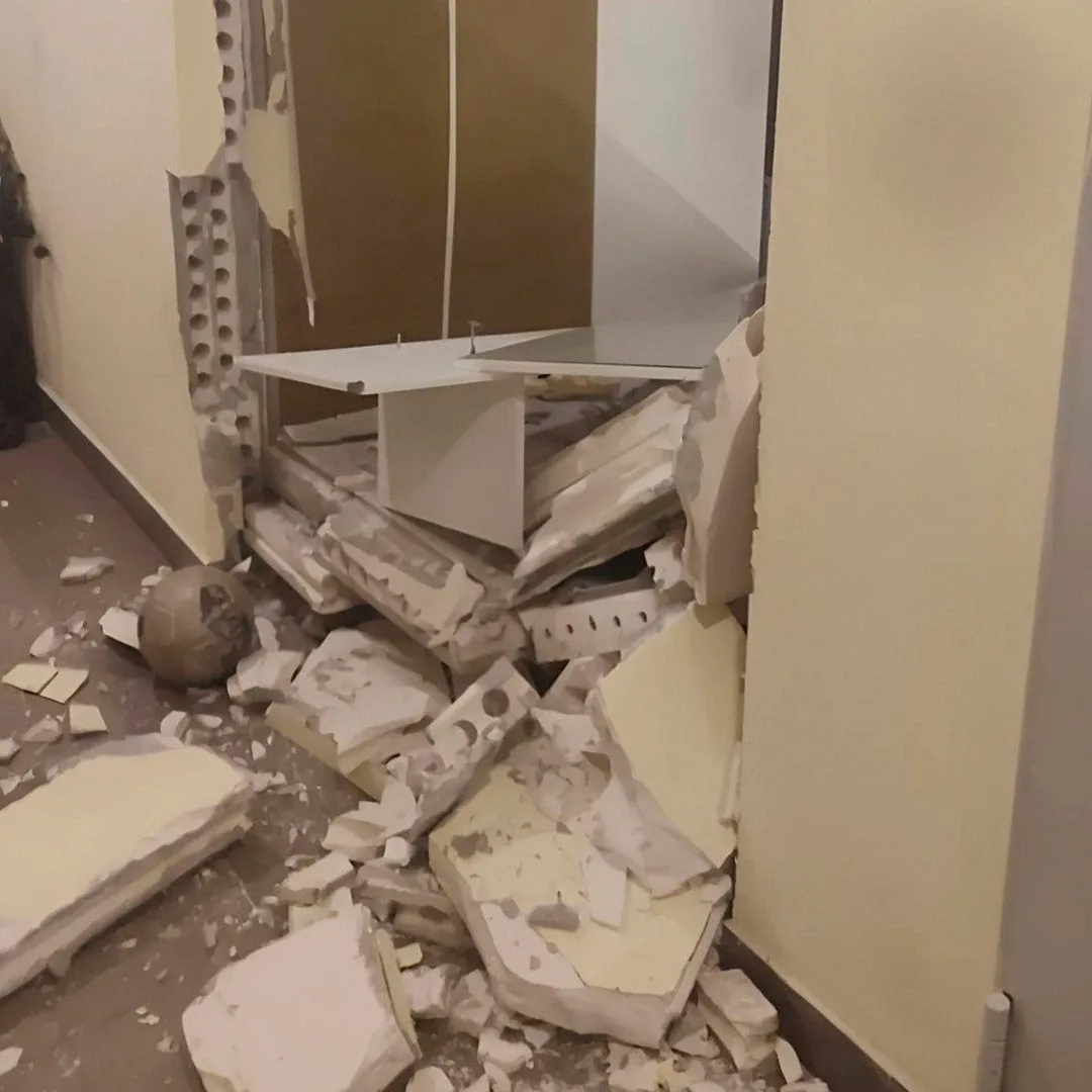 В подмосковном ЖК «Одинцовский Парк» из-за взрыва газа на 19-м этаже снесло стену и балкон