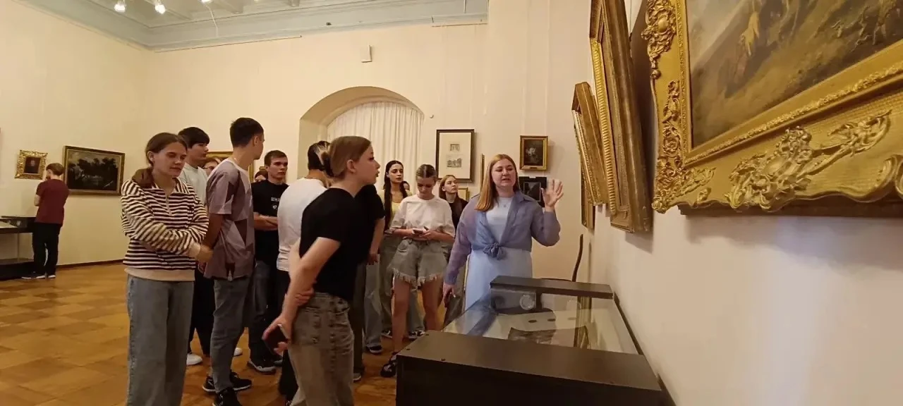 27 июня в День молодежи в Вольском краеведческом музее по традиции проходил день открытых дверей и б
