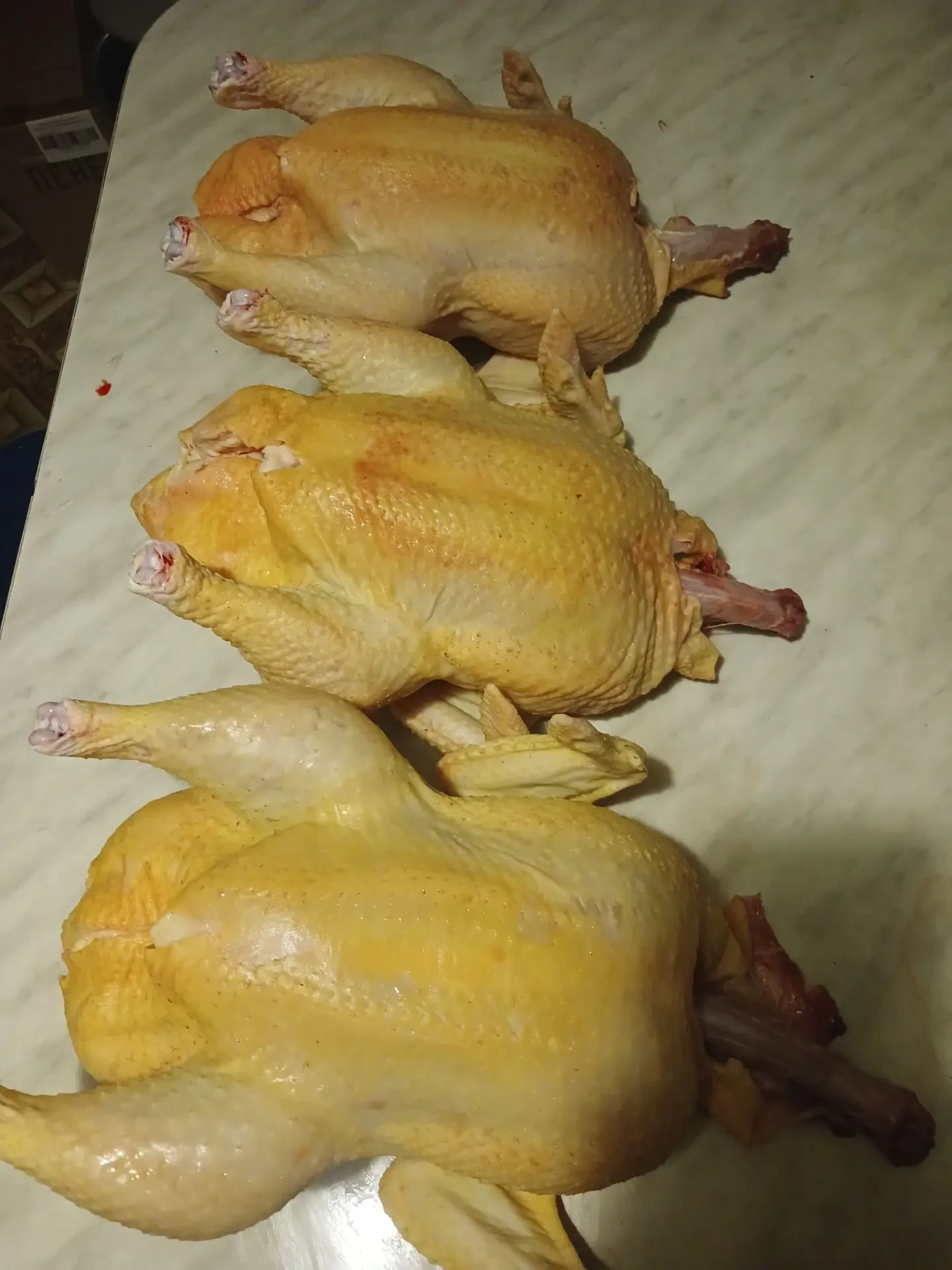 Продам бройлеров.500р кг.,потроха куриные и утиные 200р.кг,тыква мускатная баттернат 40...