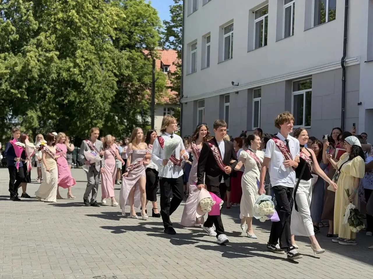 🎓 ВЫПУСК-2026

В торжественной и трогательной атмосфере состоялось вручение аттестатов выпускникам 