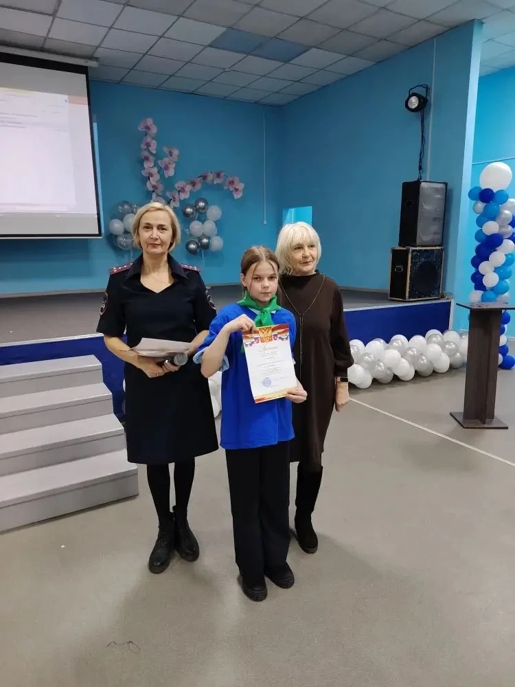 Сегодня прошёл городской конкурс «Ускоренная помощь» среди отрядов ЮИД.  Наш отряд ЮИД «Дорожный пат