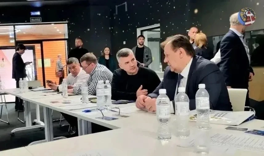 Руководители промышленных предприятий Челябинской области, а также туристической деятельности Красно