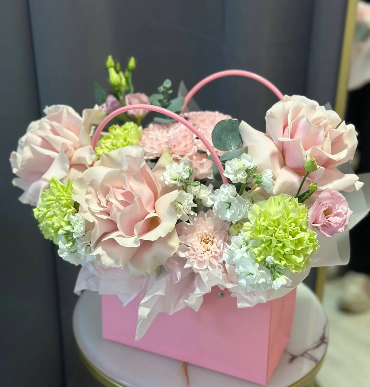 Нежная композиция в бело-розовой гамме с маттиолой🌸