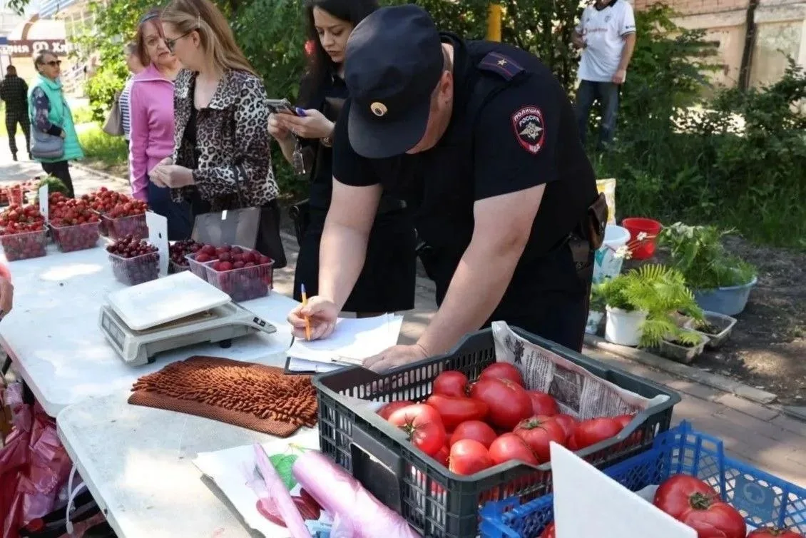 ‼️В Самаре прошел очередной рейд против нелегальной торговли.

На этот раз ловили торговцев на перес