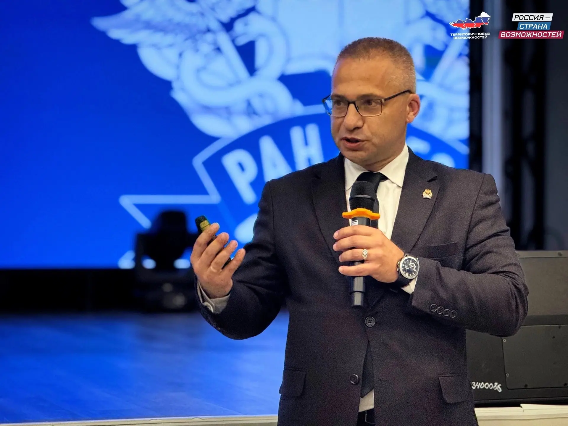 Президентская платформа помогает педагогическому сообществу ЛНР открывать новые смыслы ...
