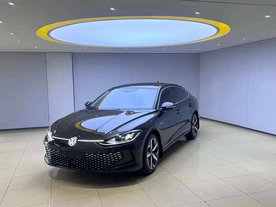 ДОСТУПЕН К ПОКУПКЕ🔥

Volkswagen Lamando L🇨🇳

— Комплектация: 280TSI DSG Hot Edition 
— Год: 2023
