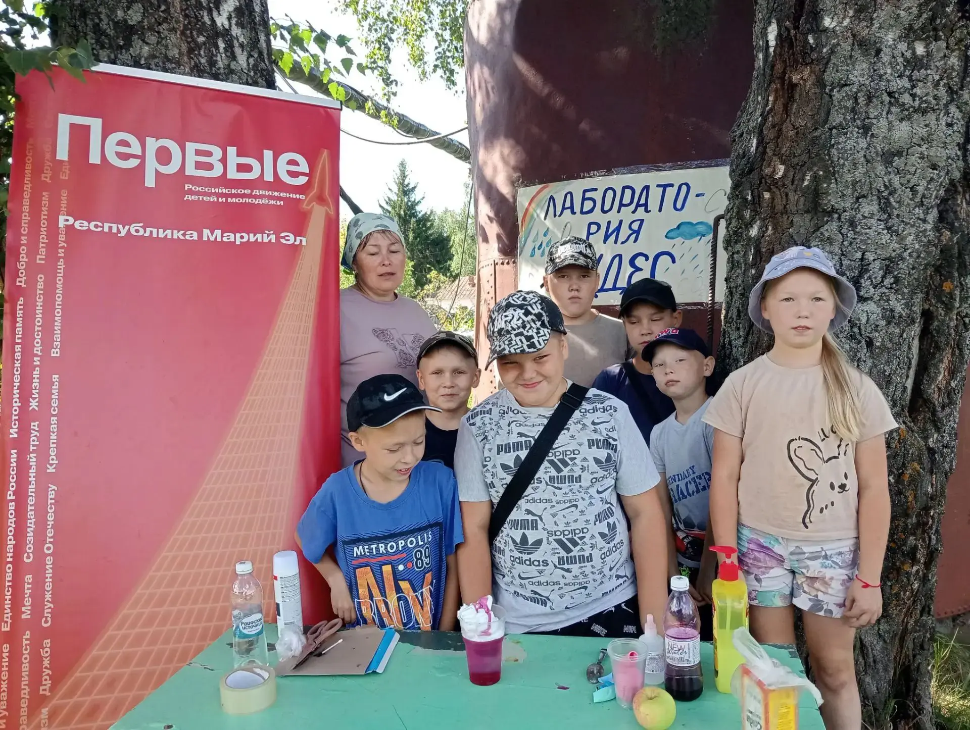 Магия подручного: как на дворовой площадке «Лучиков» открылась настоящая научная лабора...