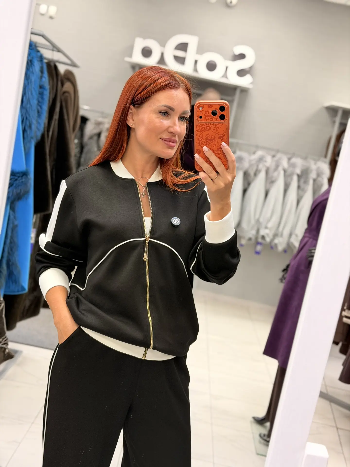 А этот костюм по СУПЕРЦЕНЕ на эти выходные👌🏽 всего 3990₽