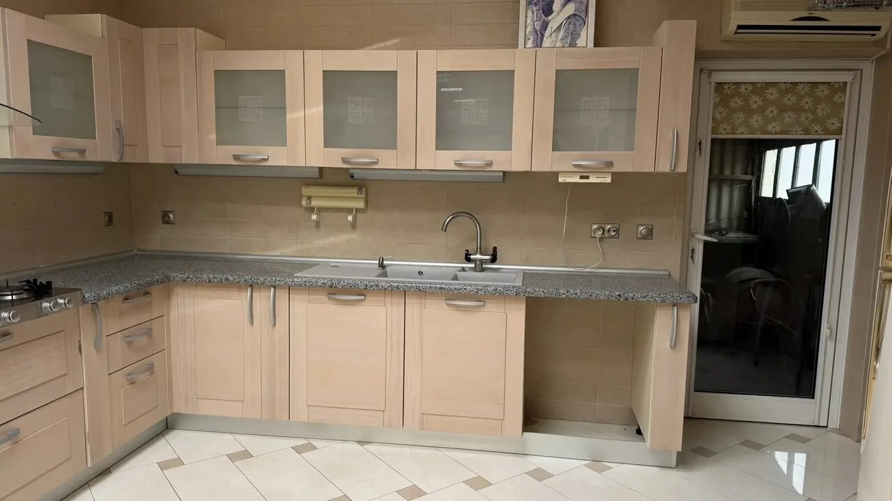 Продам дом 133 м² на участке 6 сот. в Киевском районе, ул. Челюскинцев