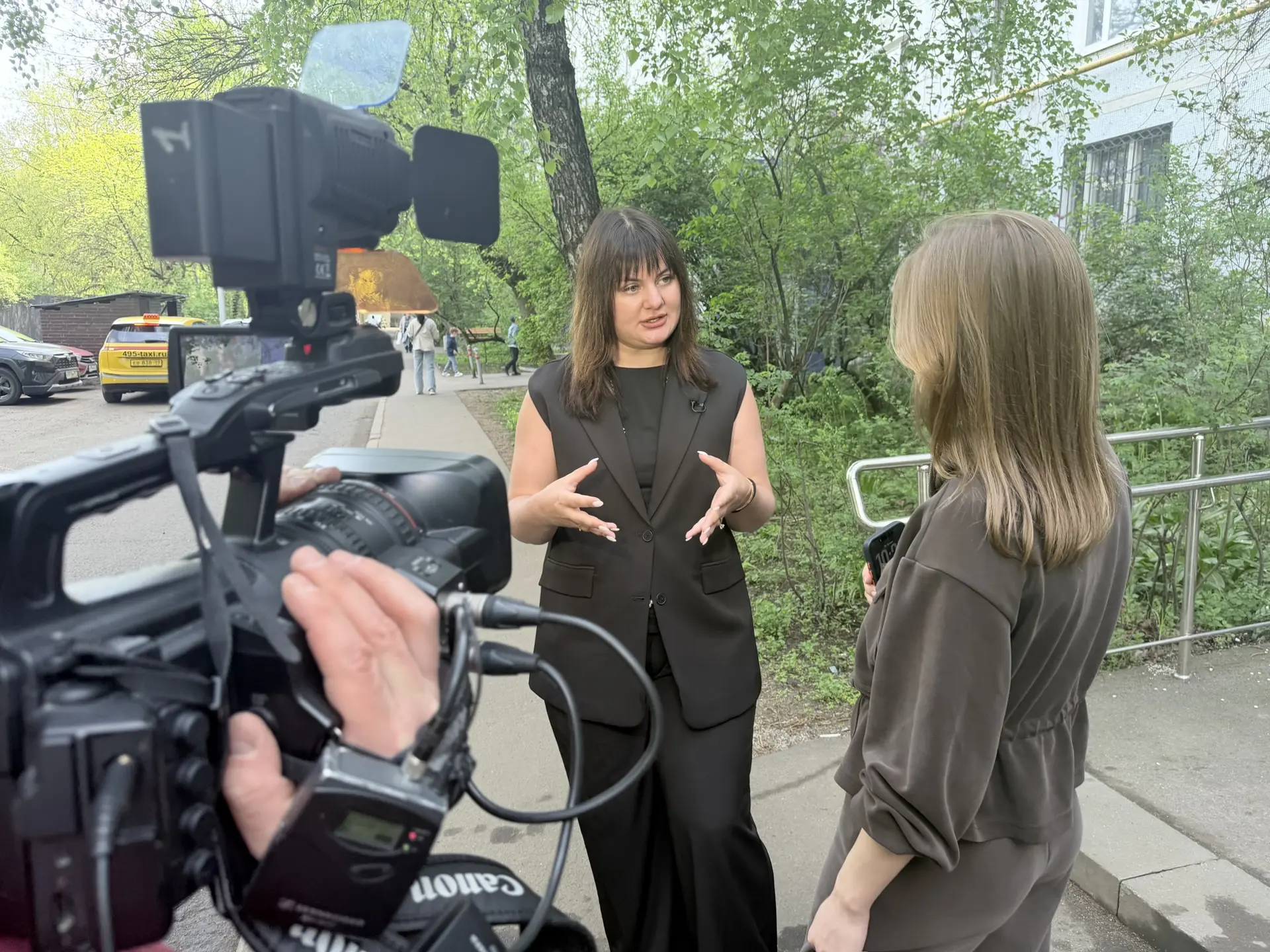 Сегодня приняла участие в съемках для первого канала. Высказала свое экспертное мнение ...