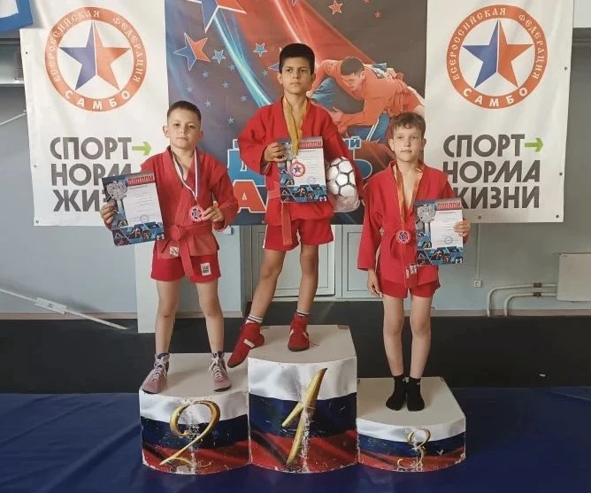 06.06.2026 года воспитанники тренера-преподавателя МКУ ДО "ДЮСШ" Аарова С.В., в составе: Приколота Д