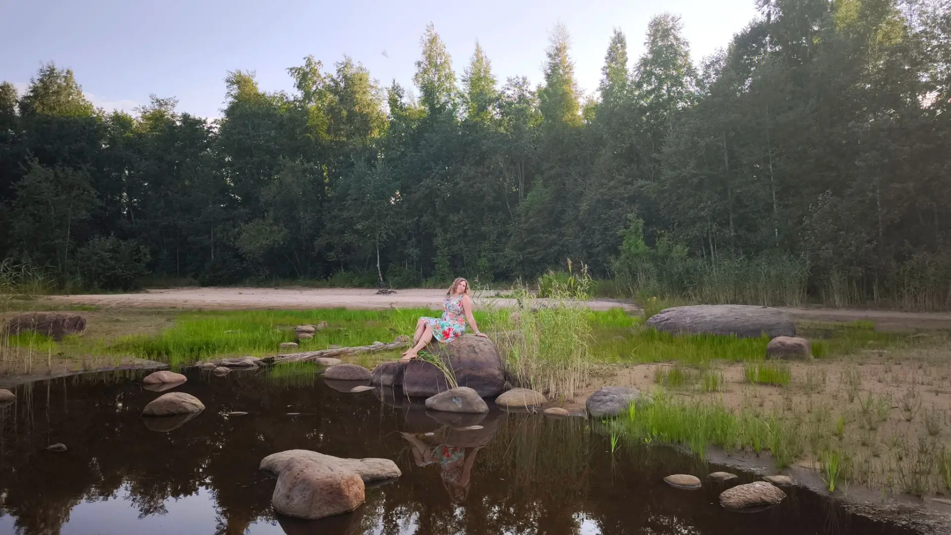 И немного летней фотосессии на камушке ❤