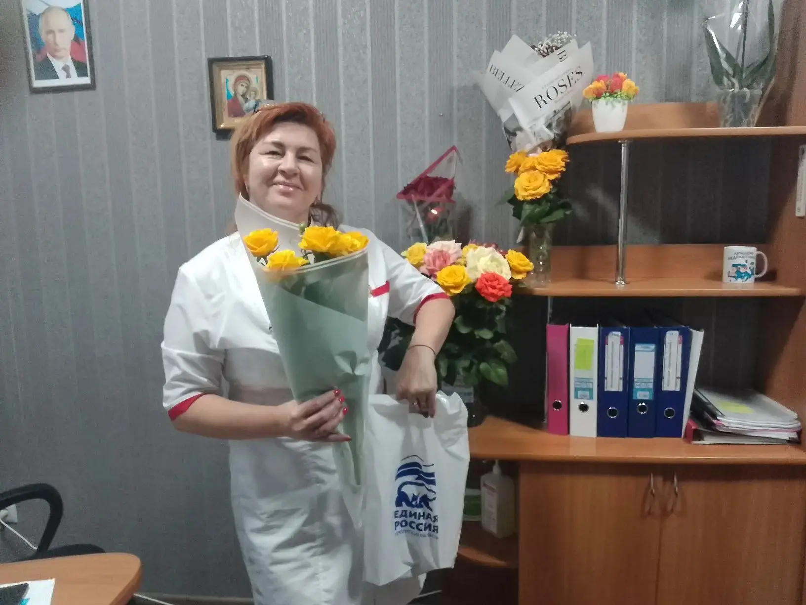 Представители Ивановского местного отделения Единой России  поздравили со Всемирным днём донора кров