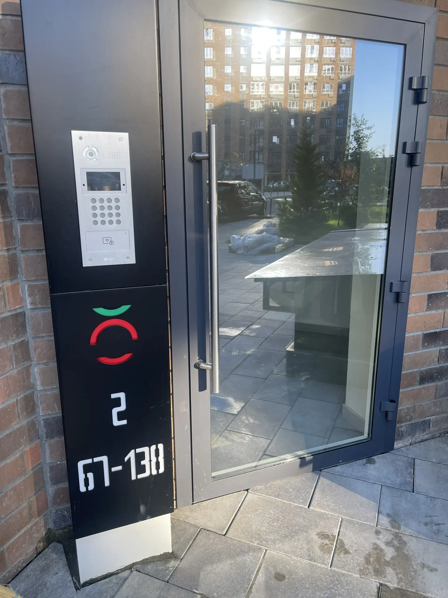 12 Марта 187, 3 корпус, 2 подъезд