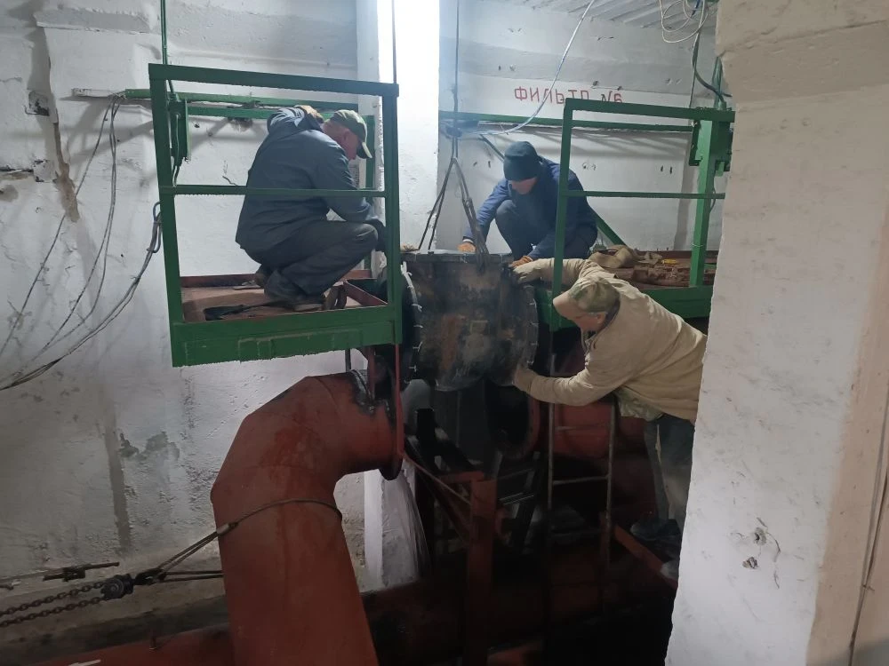 В Волновахе заменили порядка 400 метров труб за неделю  ✅ Водоснабжение стабилизировано и снижен рис
