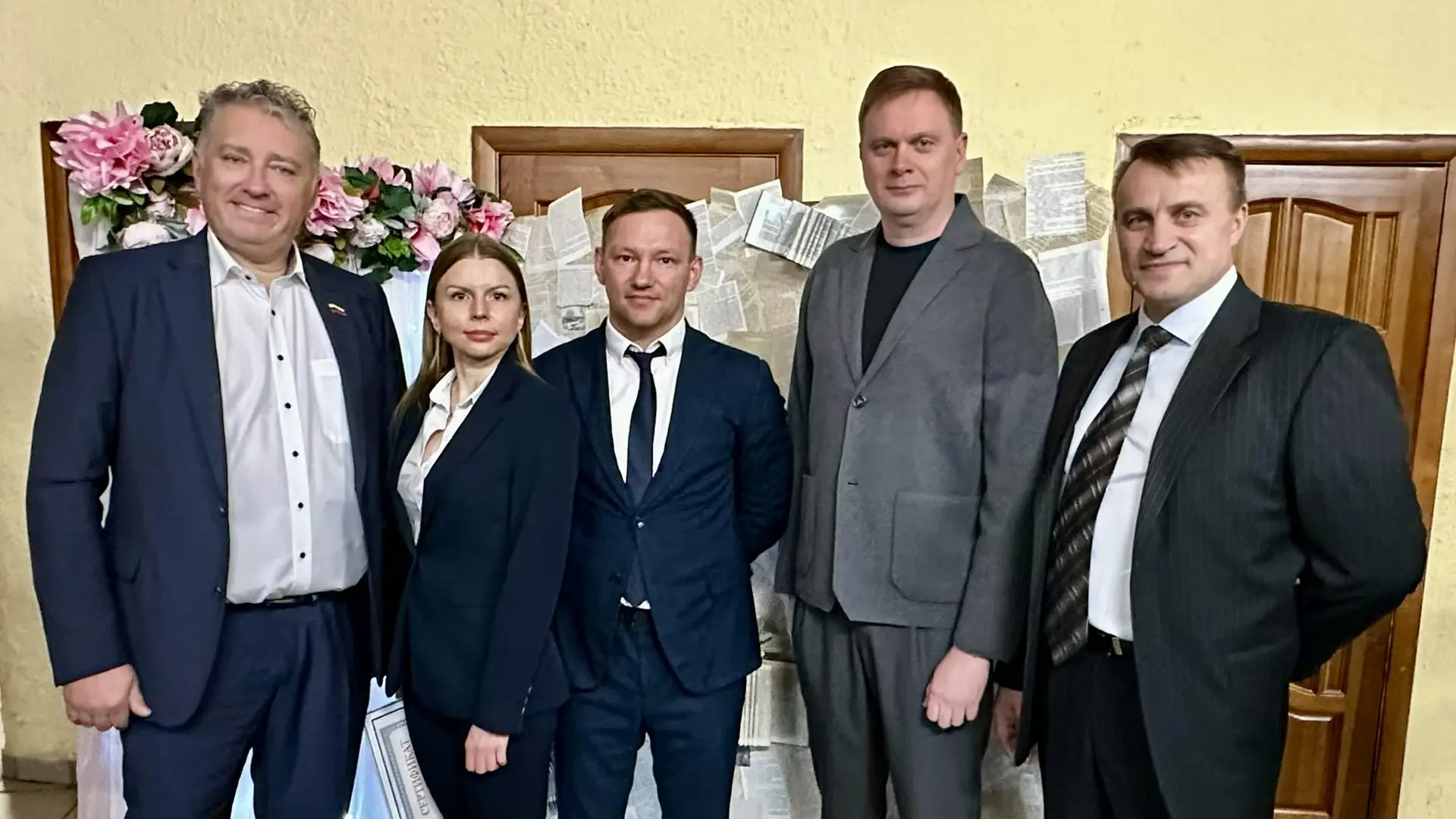 🎉 Поздравляем с великим юбилеем — 90 лет со дня основания Средней школы № 77 ! 🎉

От имени админис