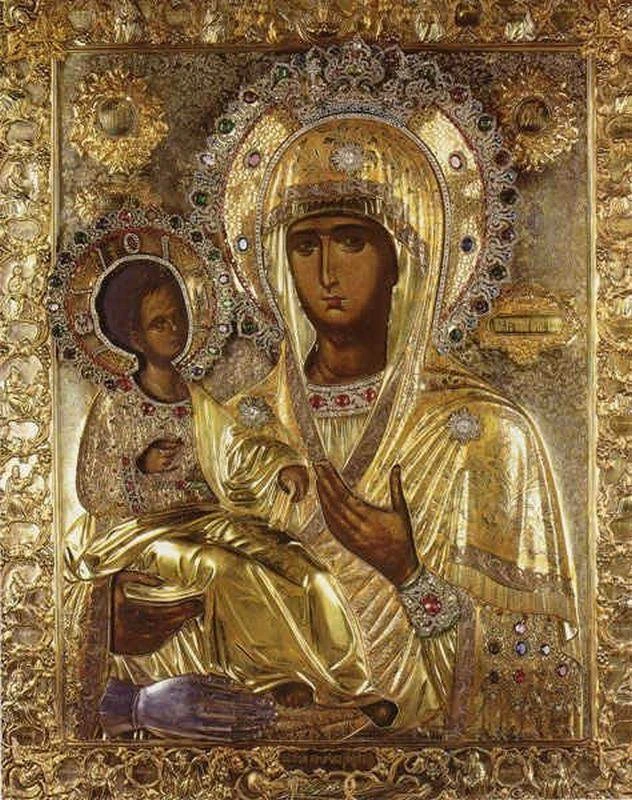 ☦️11 июля Православная Церковь чтит память иконы Божией Матери «Троеручица».