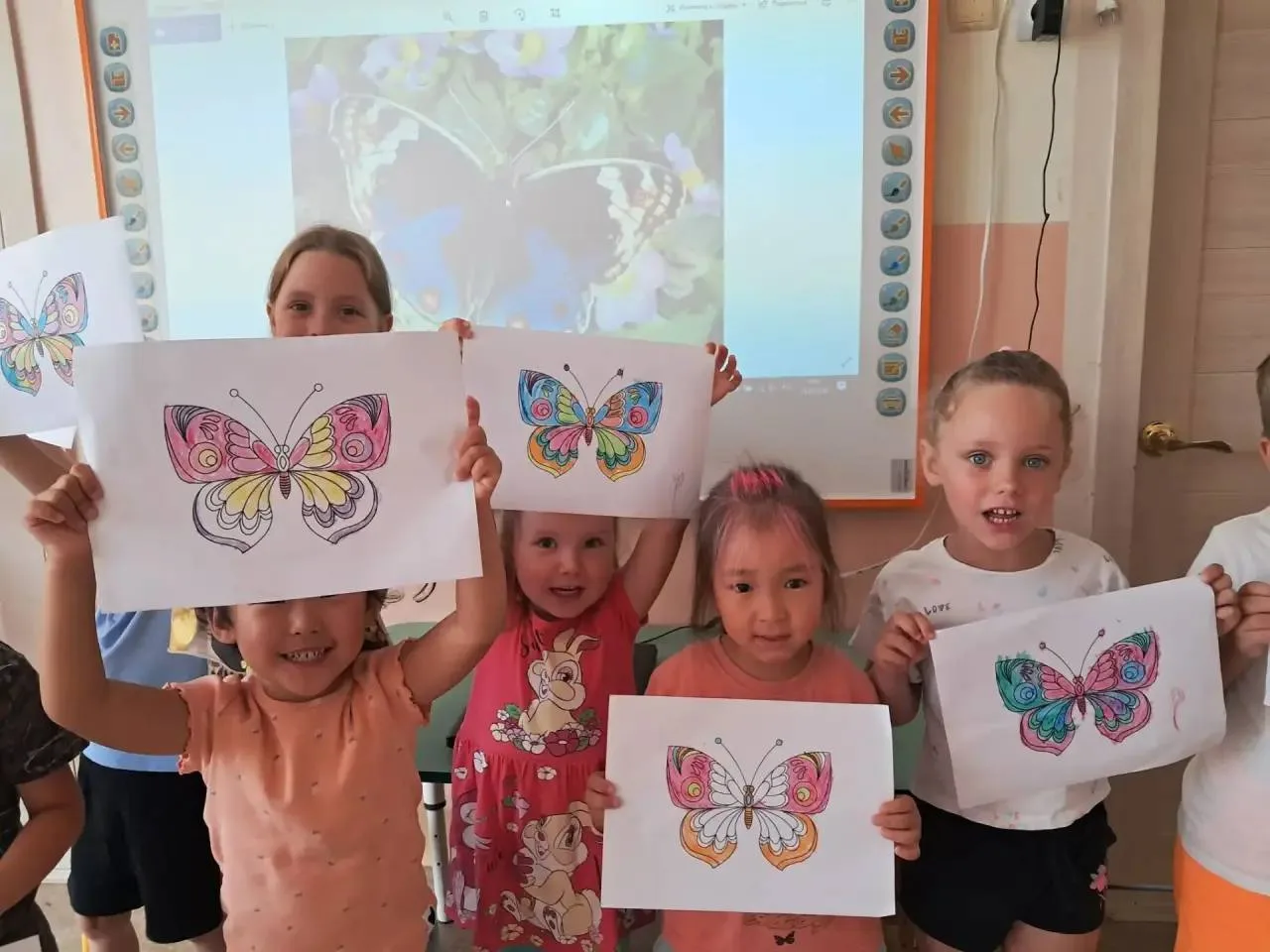 🦋 Волшебные бабочки от наших ребят! 🦋Наши воспитанники творили настоящую магию — рисо...