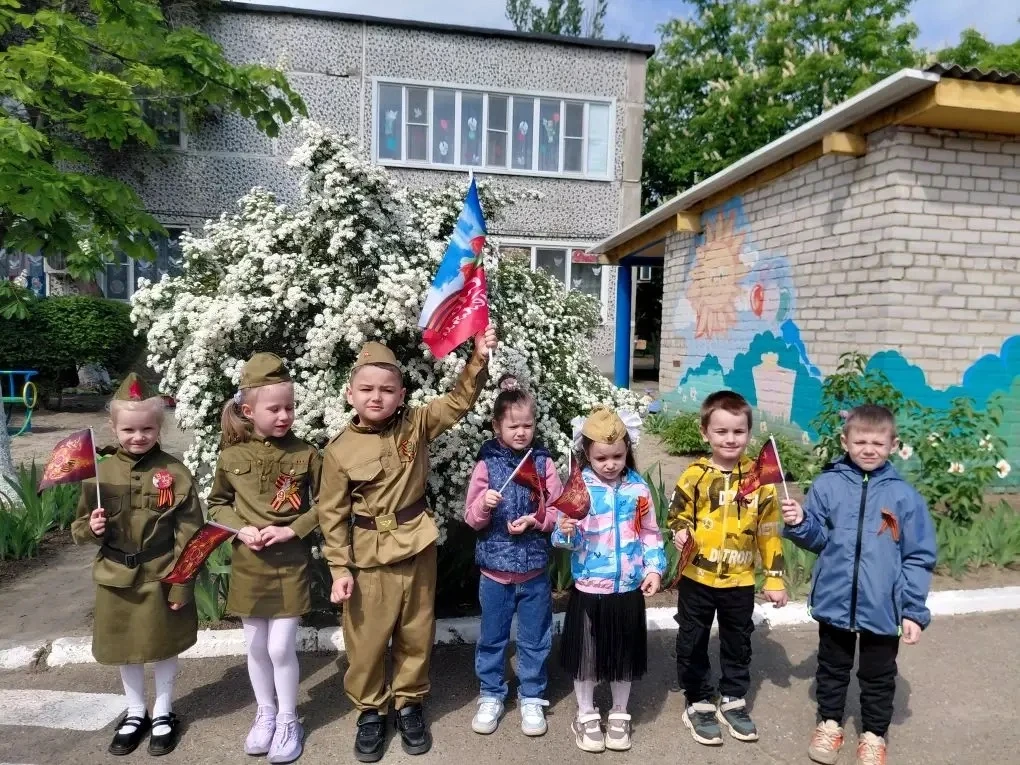 Всю минувшую неделю воспитанники старшей группы «Вишенка» участвовали в мероприятиях, п...