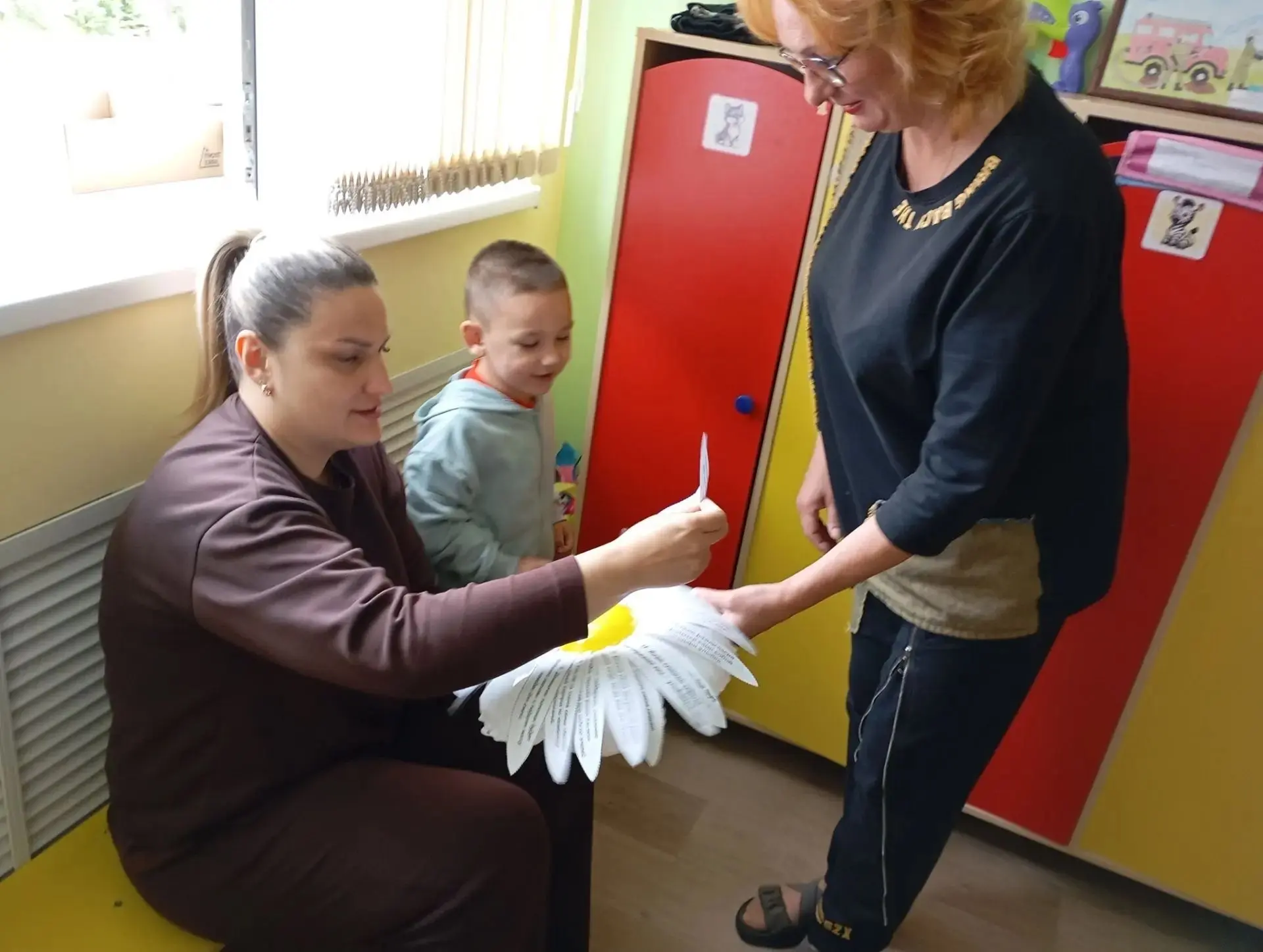 🌼 Доброе утро! Сегодня вся страна отмечает День семьи, любви и верности!

В нашем детском саду 8 ию