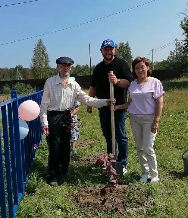 🌿Аллея Памяти появилась в Лесозаводском Нижнетавдинского округа благодаря фельдшеру и детям войны


