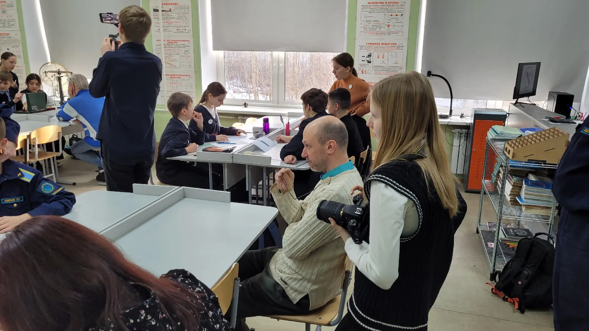 Сборная шестиклассников школы на Глеба Успенского приняла участие в районных командных инженерных со