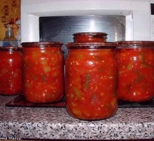 ЛОБИО ИЗ СТРУЧКОВОЙ ФАСОЛИ СО СЛАДКИМ ПЕРЦЕМ