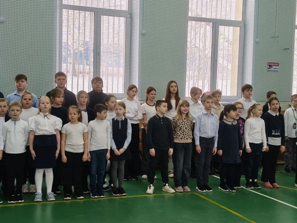 🇷🇺✨ Новая неделя — с уважением к традициям и памятью о великом прошлом  Несмотря на переменчивую пог