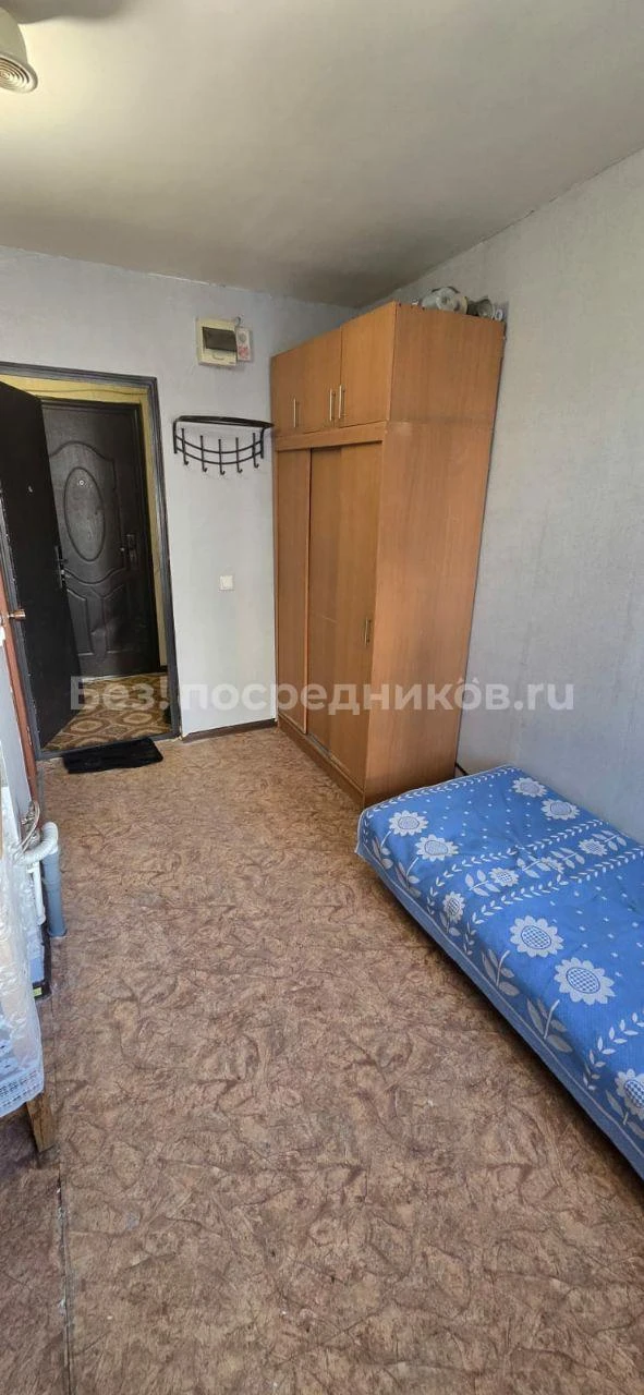 Сдам без посредников: студия, 12м² Цена: 11000 Адрес: Новоалтайск, Пригород, 7-й микрорайон, 18 Сдае