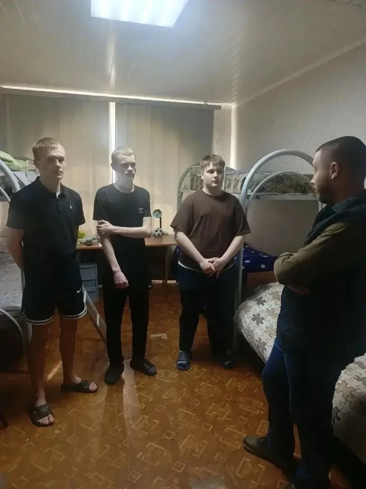 В рамках профилактической работы преподаватели посетили общежитие N 1. Основной целью посещения была