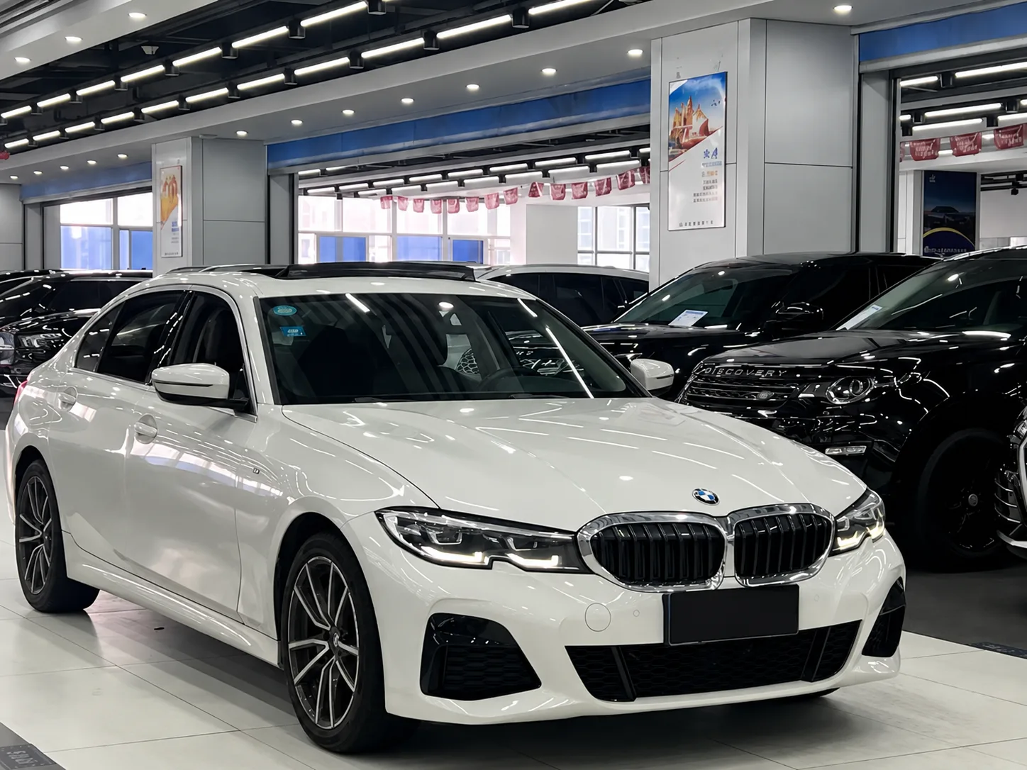 BMW ИЗ КИТАЯ ИЛИ РЫНОК РФ? СРАВНИВАЕМ ⚡️  Многие думают, что после 5 лет BMW из Китая теряет смысл и