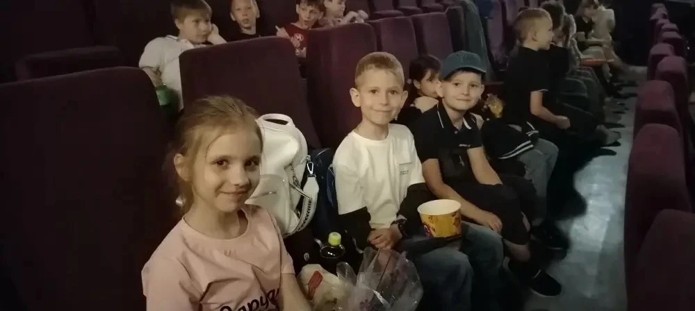 ✨ Новости от самых маленьких учеников школы! ✨  Наши первоклассники спешат поделиться радостью: они 