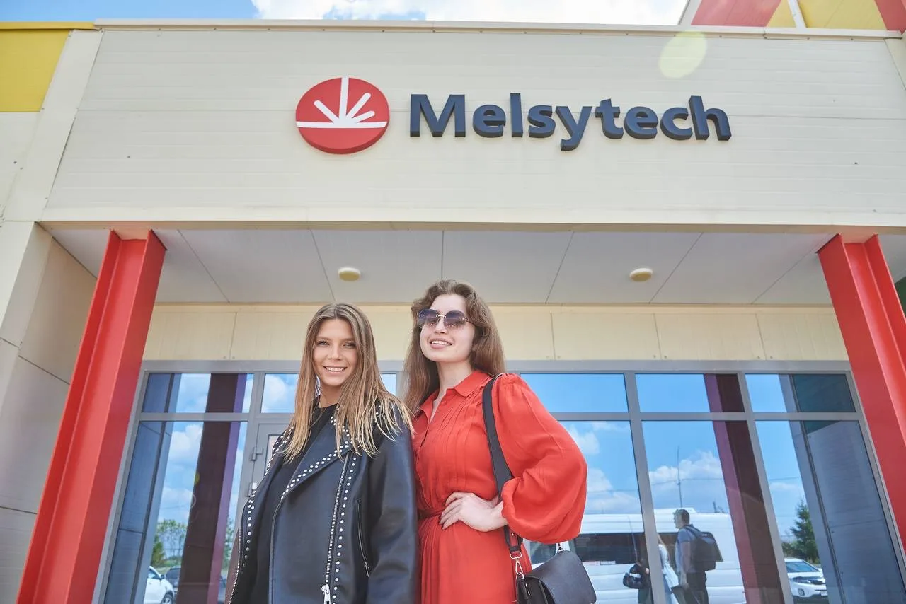 Настал долгожданный день нашего бизнес-тура на завод Melsytech!🥳🥳

Нам важно не только показывать 