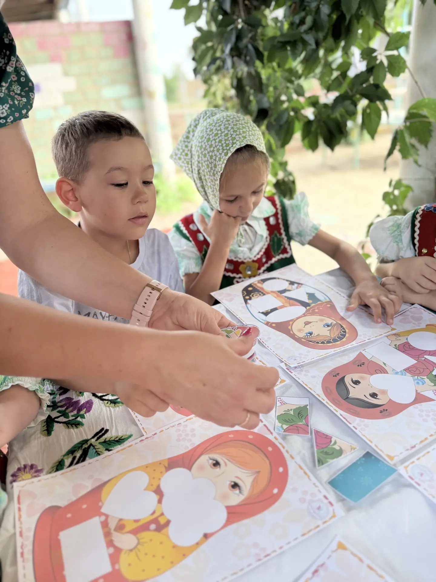 Сегодня в нашем детском саду прошёл– День народной игрушки. Это было настоящее путешест...