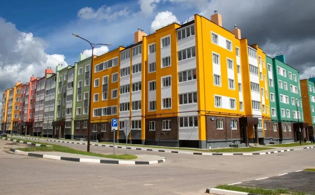 С октября 2026 года изменились правила семейной ипотеки, а рыночные ставки остаются выс...