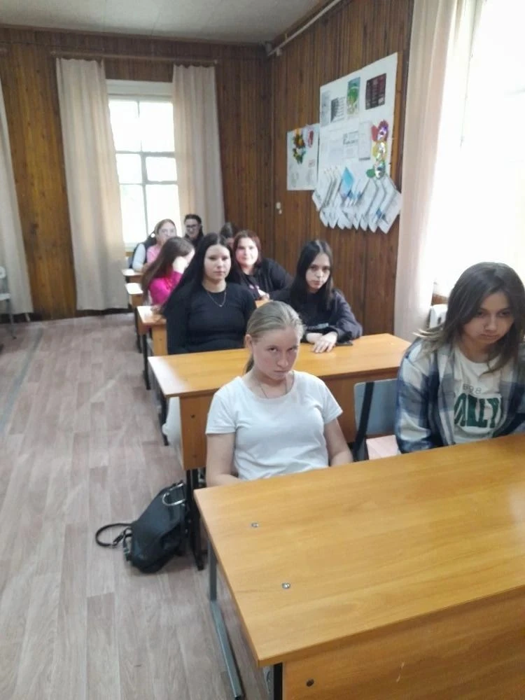 В Дзержинском филиале техникума прошла беседа о семейных ценностях  В Дзержинском филиале «Канского 