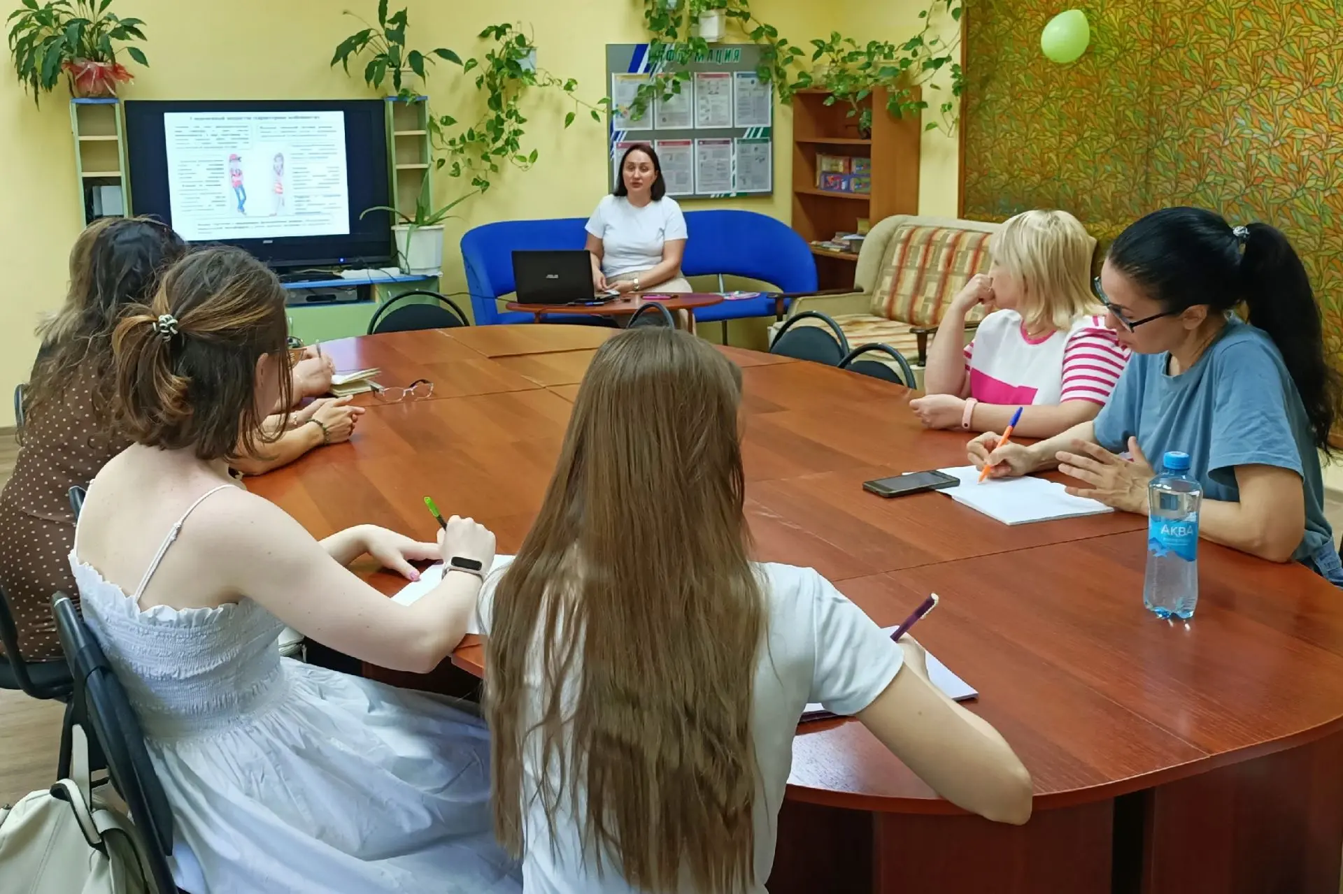 🎓 Специалисты социального отдела провели обучающий семинар-практикум для студентов-практикантов МОС