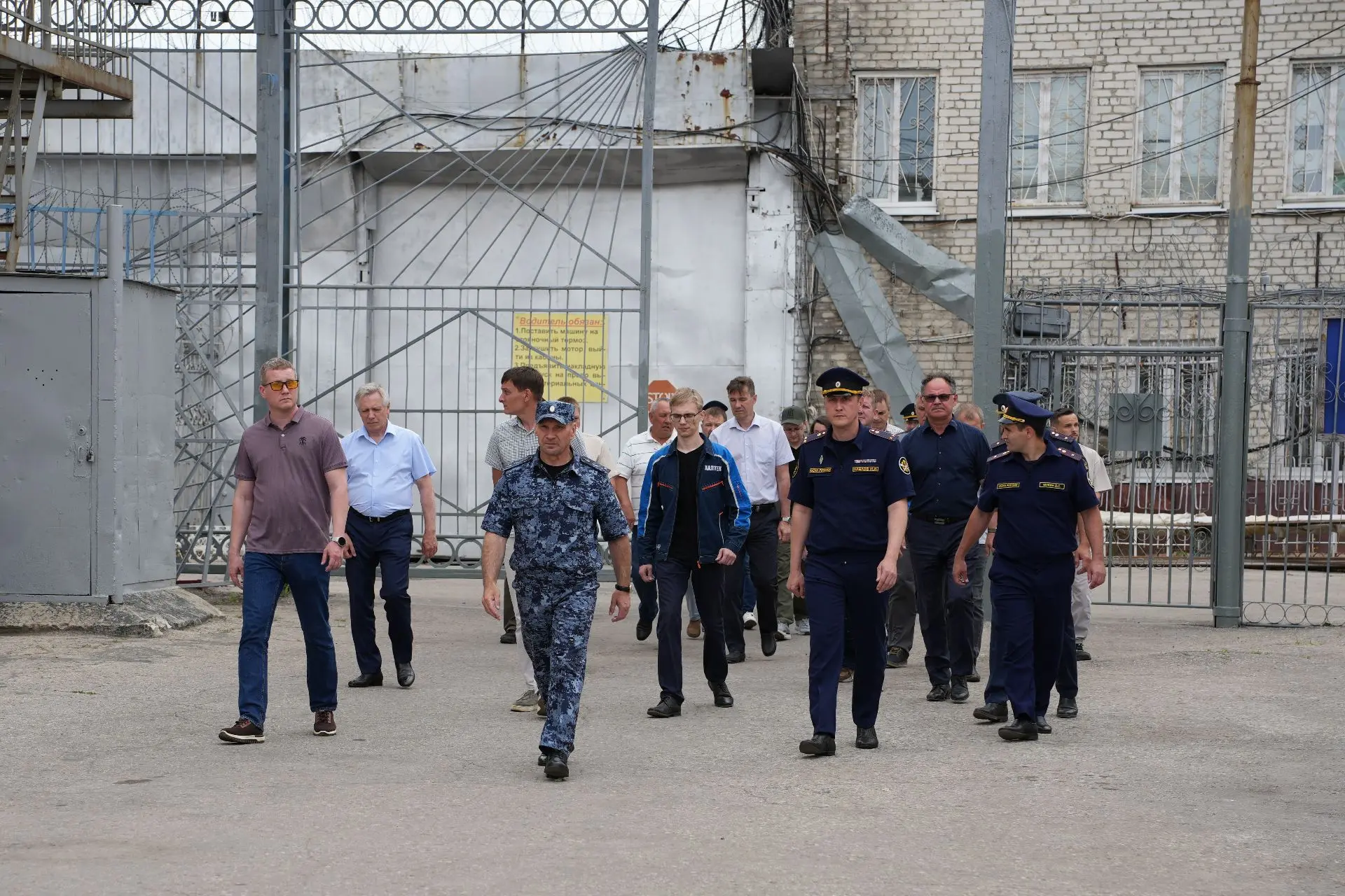 Представители бизнес-сообществ Ульяновской области посетили исправительную колонию №3 г...