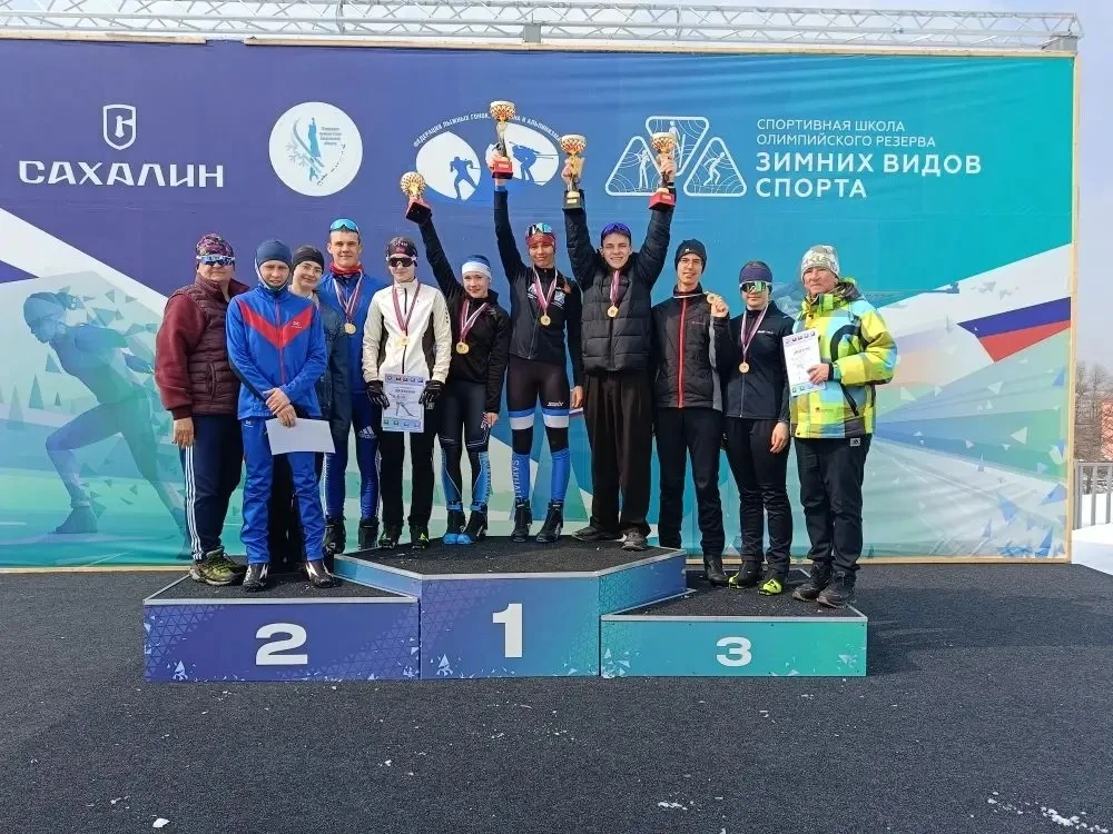 Зима отступает, время подводить итоги спортивных соревнований 💪  Соревнования по лыжным гонкам среди