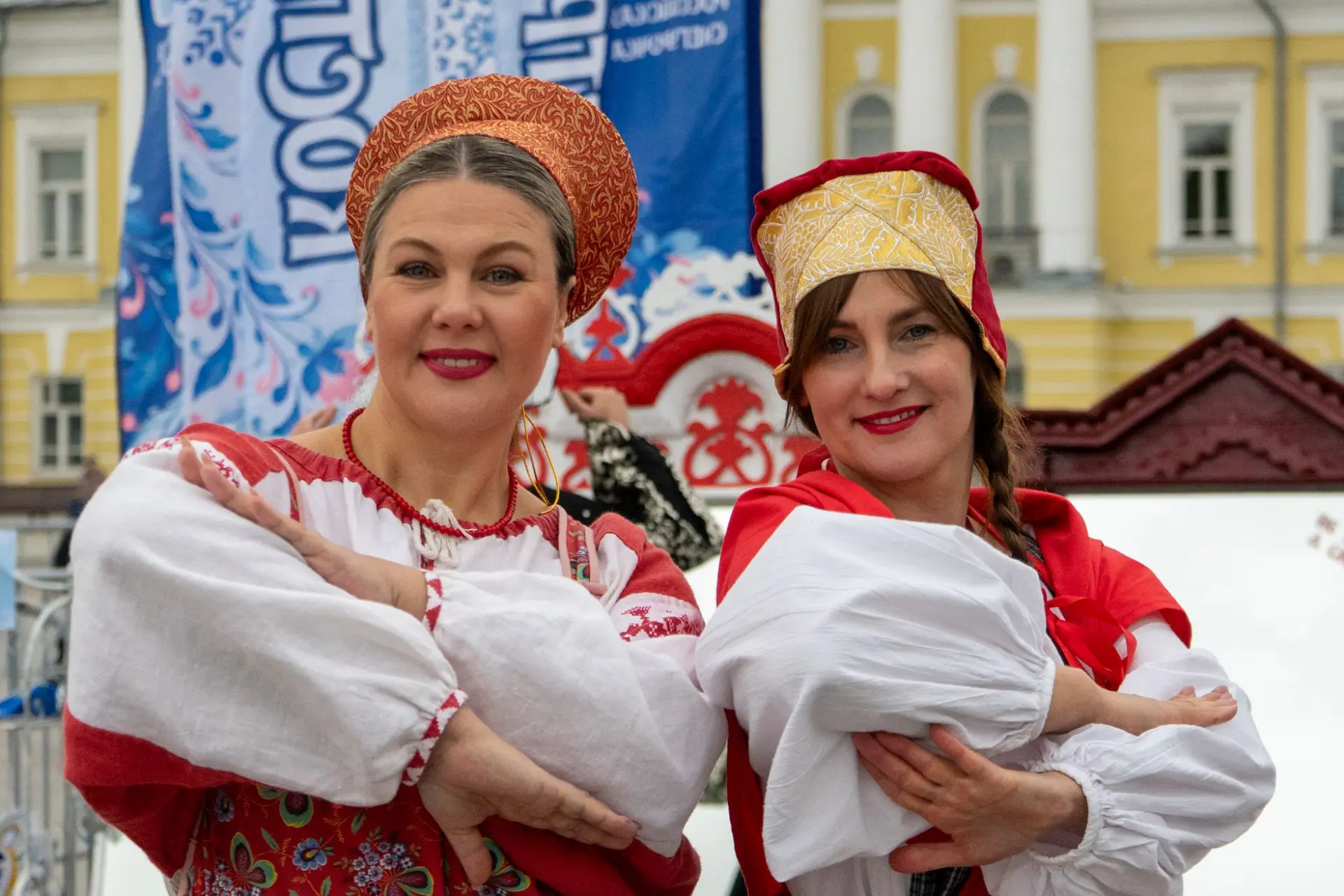 В минувшую субботу в Костроме прошел фестиваль Российской Снегурочки «Волжский стиль».