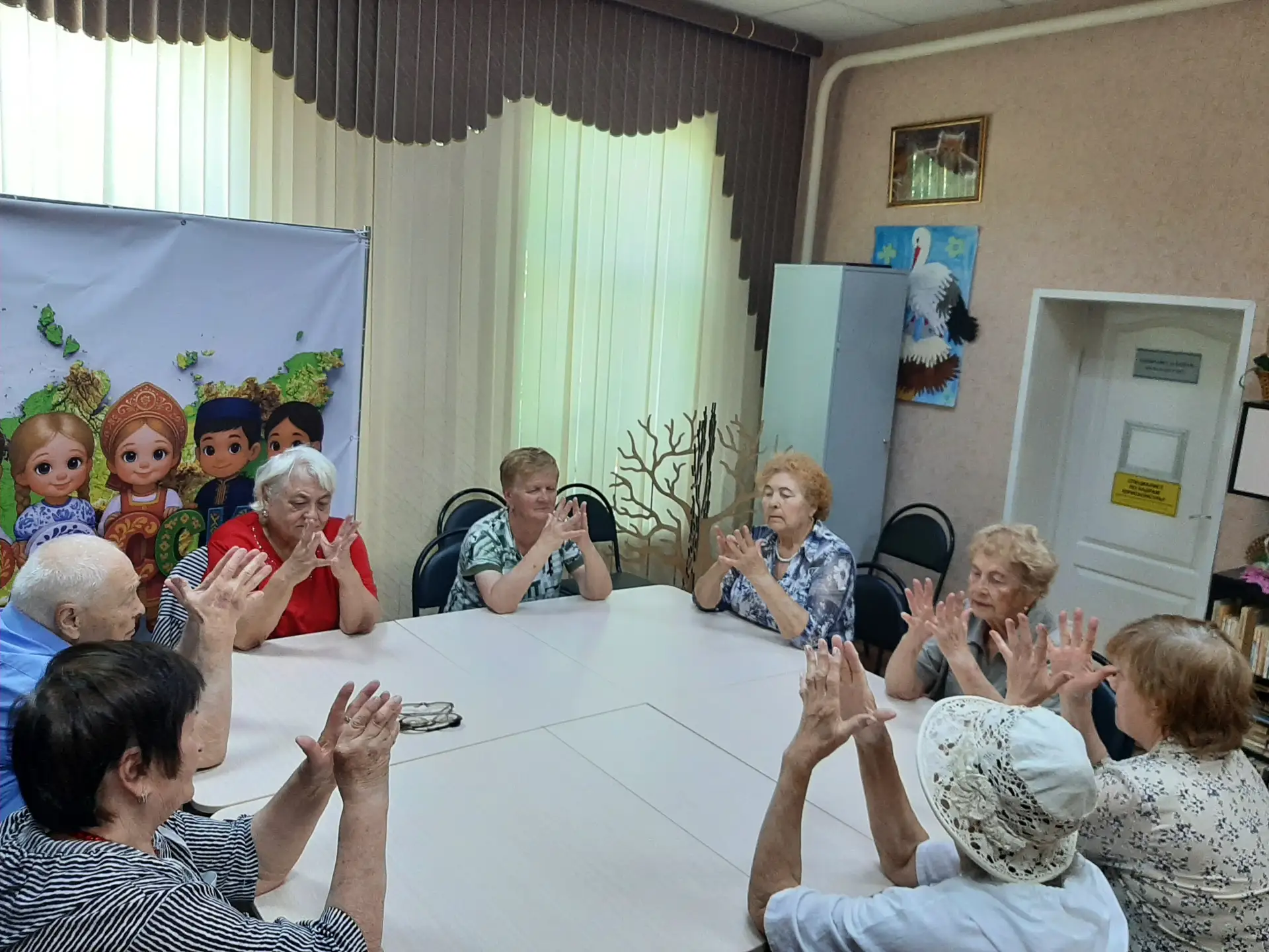 В центре социального обслуживания населения Петровского района прошло очередное занятие...