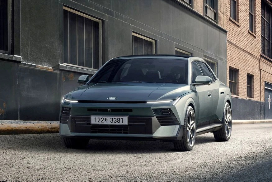 Hyundai Elantra нового поколения: старт продаж

Дебют восьмого поколения седана прошёл в Корее — на 
