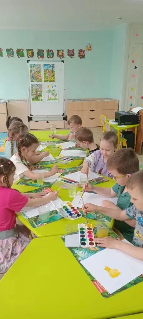 Рисование в средней группе "Весна".Учить передавать в рисунке впечатление от весны. Зак...