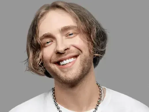 Начало в MAX!